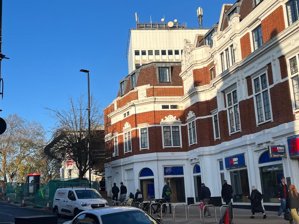 La Vie - Entire Apartment - Next To Central District Elizabeth Line Tube Station - Near Central London & Wembley Ealing Exterior foto